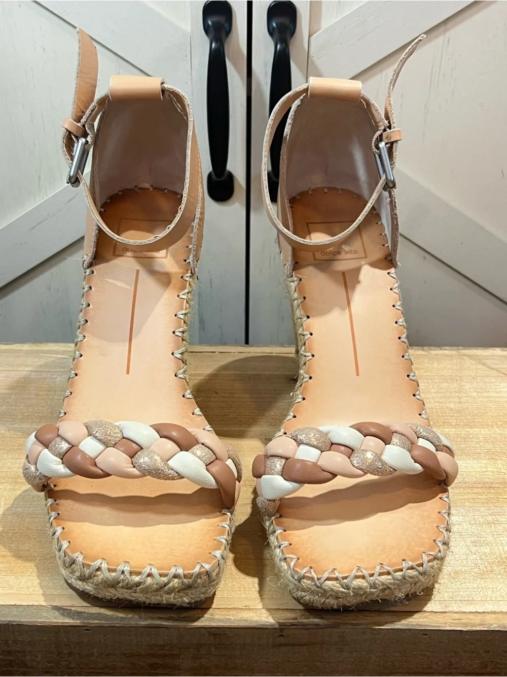 Dolce Vita Nilton Tan Leather Wedge Sandals Espadrille Ankle Straps Women size 9